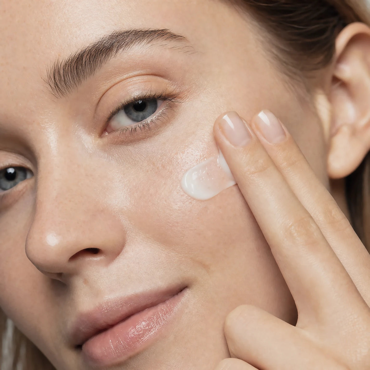 Jojoba Silk Day Cream – applied to skin