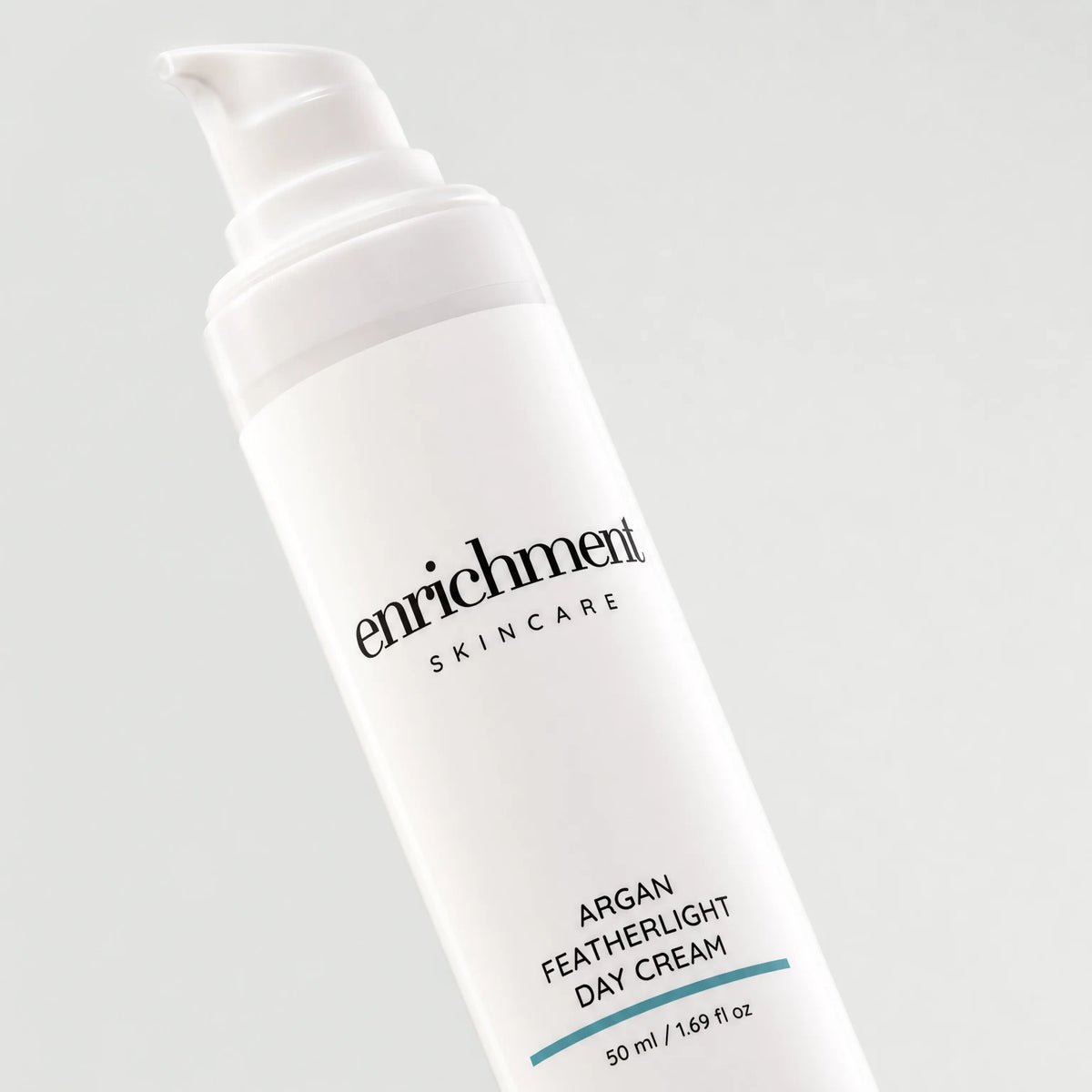 Argan Featherlight Day Cream – packaging close-up