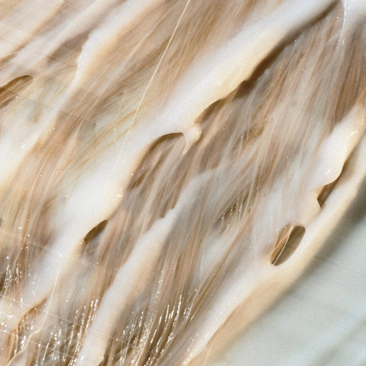 Cream Conditioner with Sea Kale Extract – texture close-up