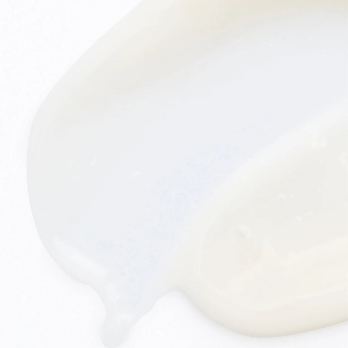 Murumuru Illuminating Serum – texture close-up